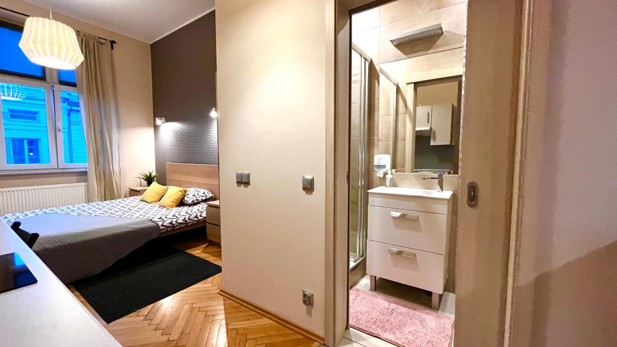 In Center Apartment *